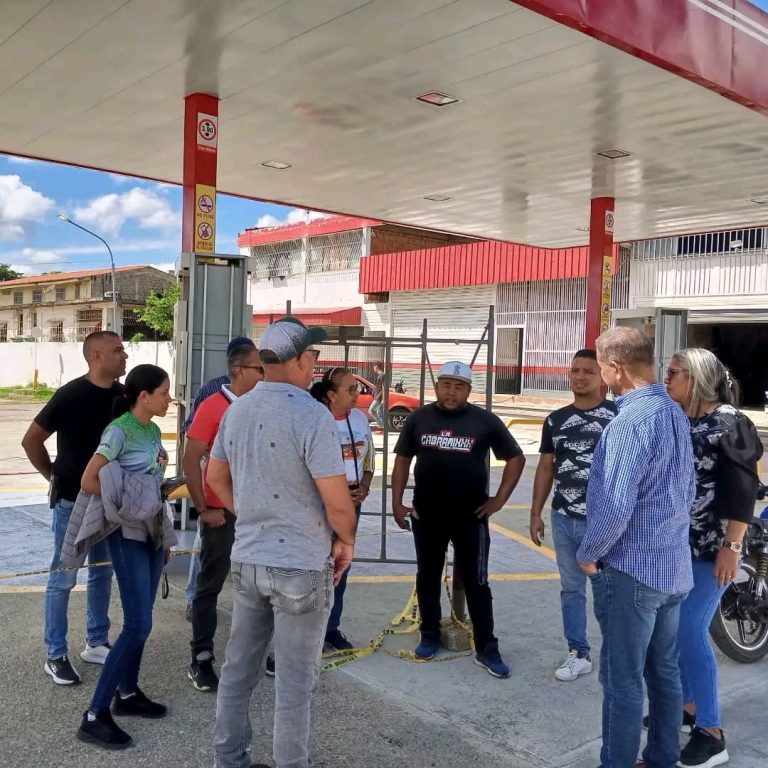 A pasos agigantados avanza construcción de bomba de gasolina de Yare