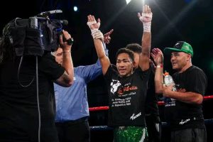 Yerny «Mostrico» Betancourt triunfo al vencer al Chileno José Velásquez