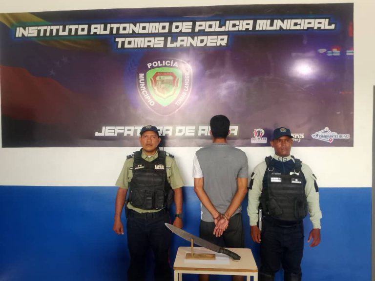 Detienen a un hombre en Tomás Lander, por causarle una herida abierta en el cráneo a su vecino