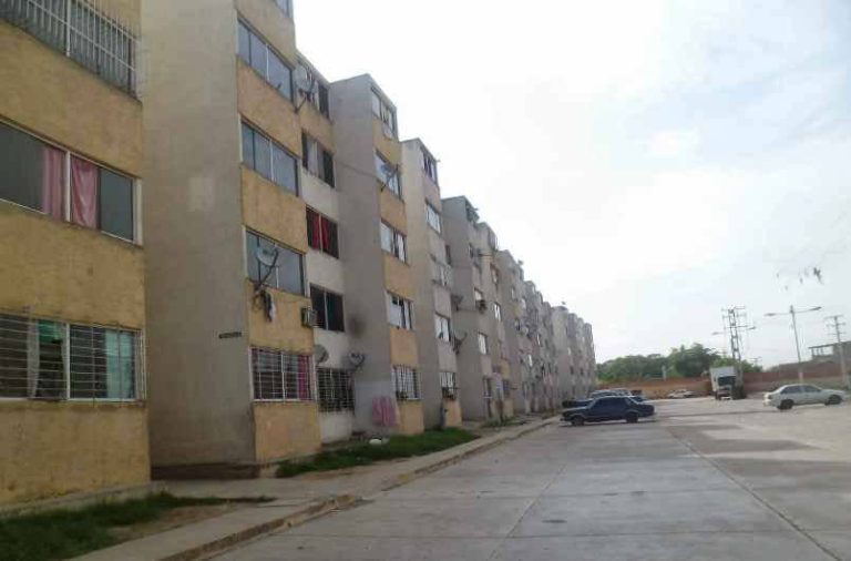 Habitantes de Ciudad Betania claman por solución a la falta de agua potable