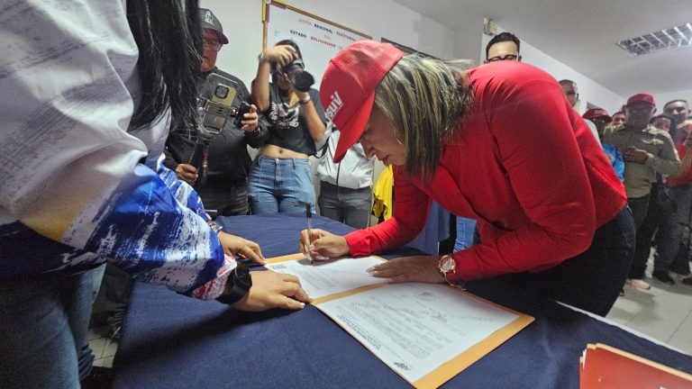 Candidata del GPP Yuhismar Hernández inscribió su candidatura a la alcaldía de Charallave