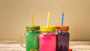 Prepara este potente jugo que combina tres frutas tropicales: milagroso contra la anemia y el colesterol alto