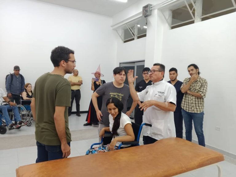 UCV logra hito histórico: primer dispositivo 100% venezolano para pacientes con lesiones medulares