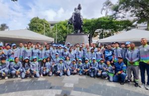 Abanderada delegación de Miranda rumbo a los XIX Juegos Estudiantiles Nacionales