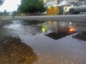 Vecinos de Santa Teresa piden atención por desbordamiento de aguas negras