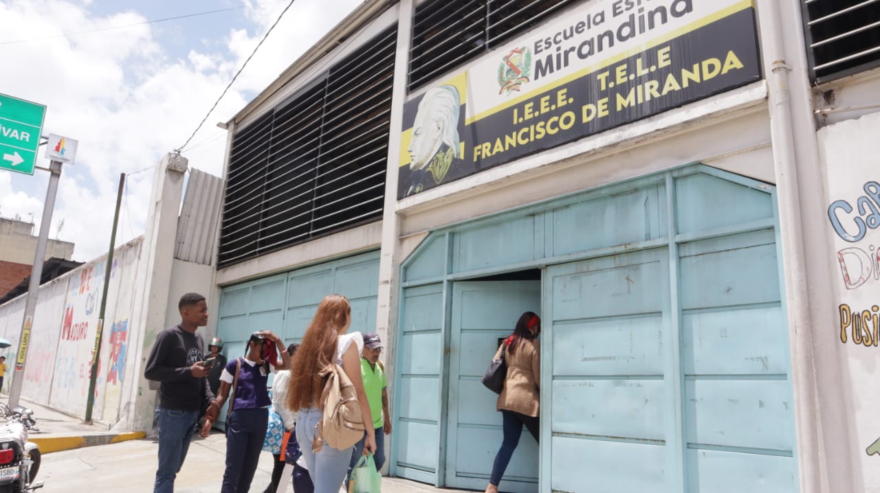Mantienen prohibición de caravanas estudiantiles en Guaicaipuro