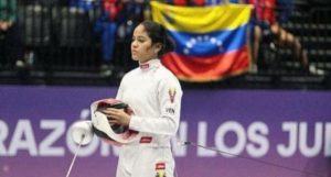 Esgrimista mirandina Victoria Guerrero baña en oro a Venezuela en Panamericanos Junior 2025