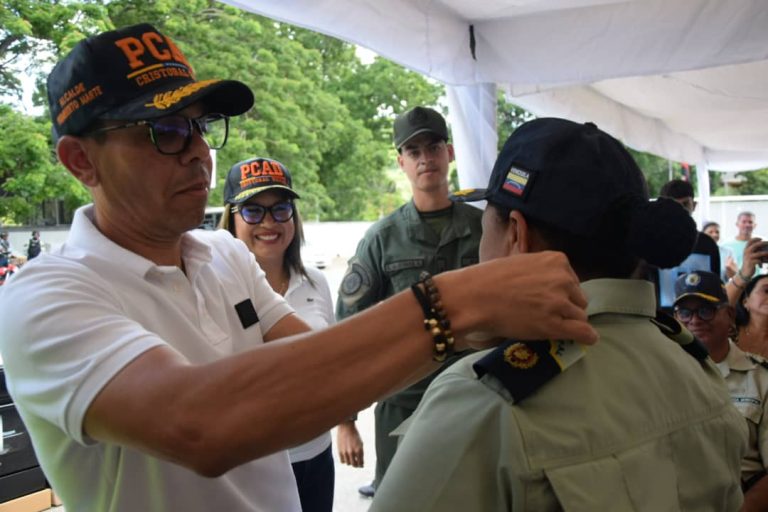 Cuerpo de Policía Municipal Bolivariana Cristóbal Rojas obtiene la primera funcionaria en ascender a comisario general en Venezuela