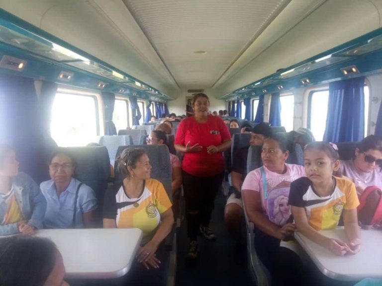Estudiantes de Lara disfrutarón de paseo en tren en el tramo Yaritagua- Barquisimeto