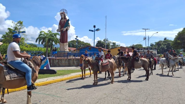 Arrancaron las actividades de la Feria de la Cachapa