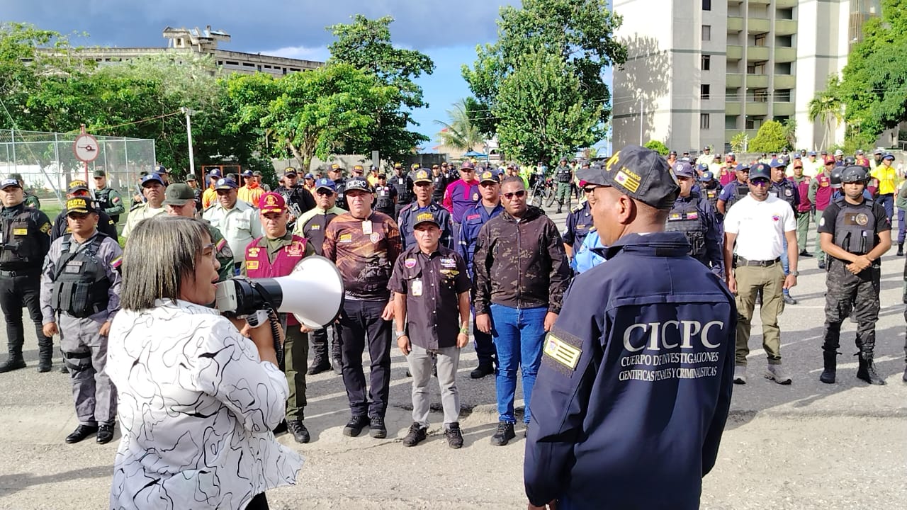 Más de 350 funcionarios se despliegan en Higuerote para garantizar la seguridad durante las Vacaciones