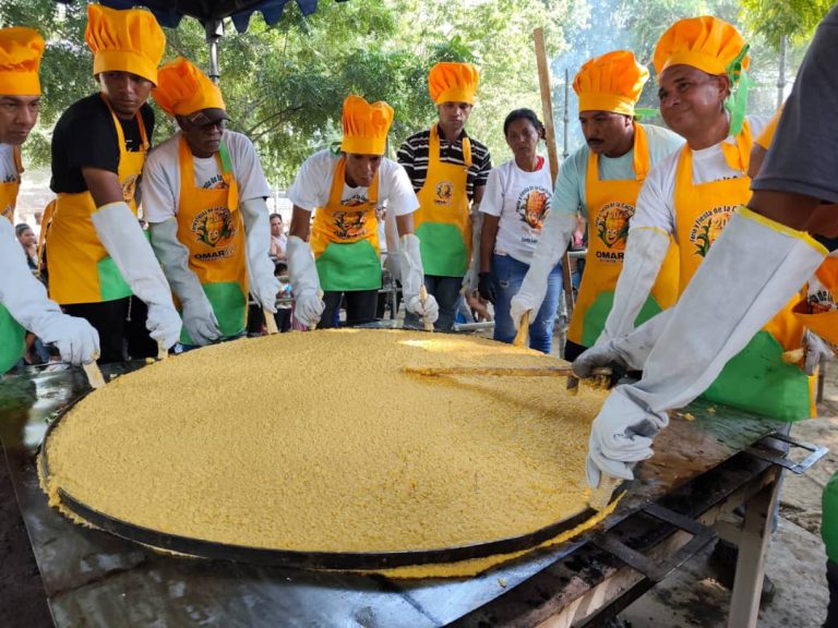 En Paz Castillo elaboraron la cachapa más grande de Venezuela