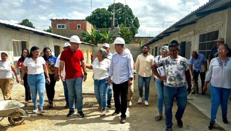 Estudiantes del liceo Rosana Melidei en Cartanal contarán con espacios renovados en septiembre