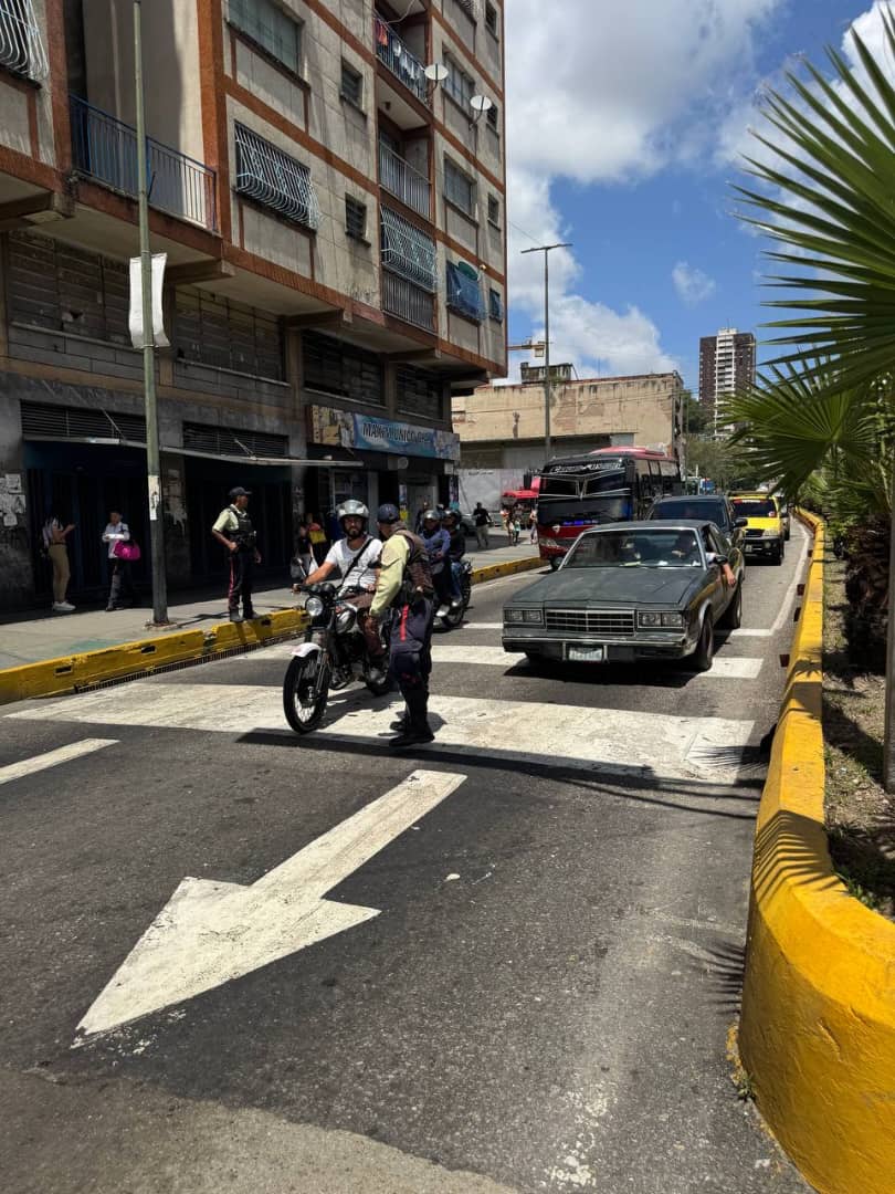 Guaicaipuro refuerza la seguridad vial con campaña dirigida a motorizados