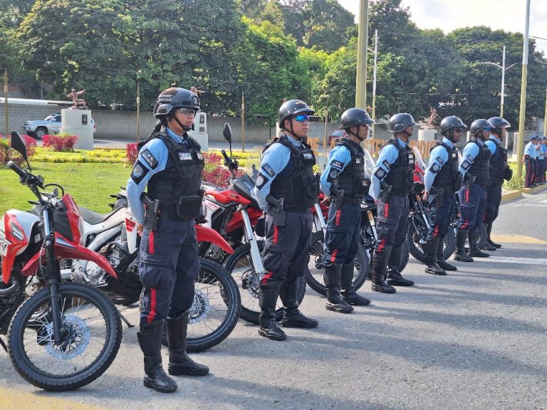 Motorizados de la Policía de Miranda capturaron a tres sujetos por posesión de drogas