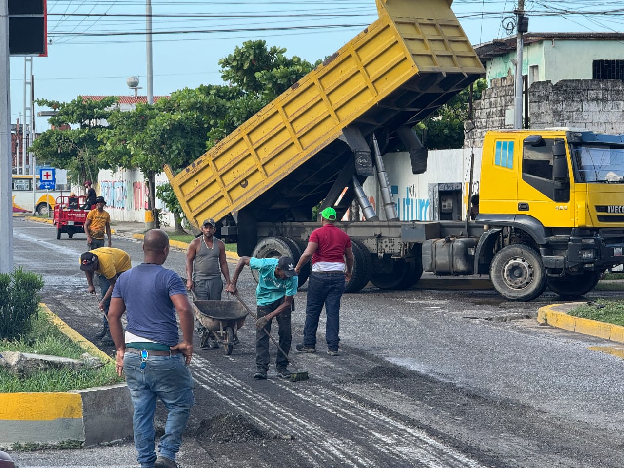 Alcaldesa Olga Pacheco lanza Plan de Embellecimiento en Brión para transformar el municipio