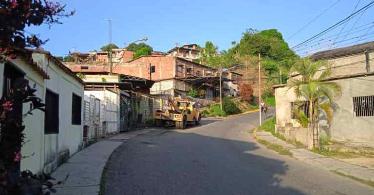 Vecinos de  El Chara y La Horquilla tienen casi dos meses sin suministro de agua potable en Charallave