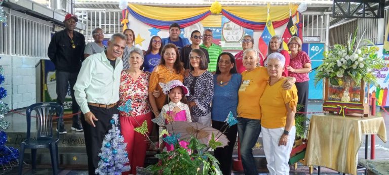 La Unidad Educativa Estadal Carlos Alfredo Revette celebra 40 años de trayectoria educativa