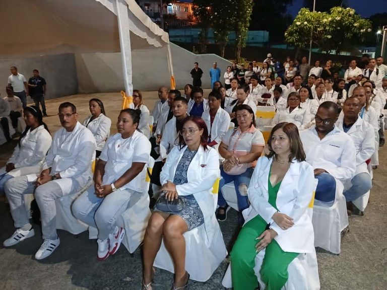 Conmemoran el Día del Médico Integral Comunitario en Urdaneta