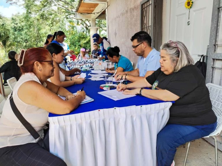 Continúan jornadas de atención integral en comunidades de Charallave