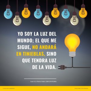 DE LA OSCURIDAD A LA LUZ