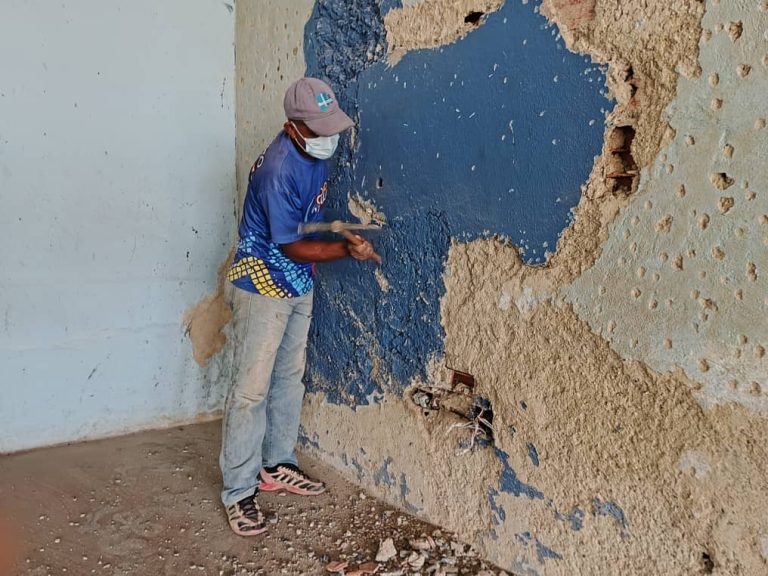 Comenzó renovación de Mercal en Charallave