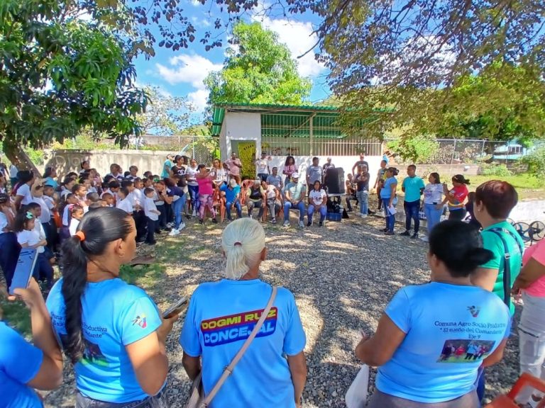 Entregan materiales para la rehabilitación de la escuela «Consuelo Portillo» en Piñango de Cúa