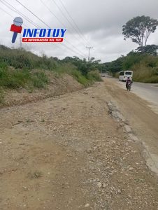 Vecinos de La Roca solicitan parada de transporte público en la vía Charallave – Caujarito