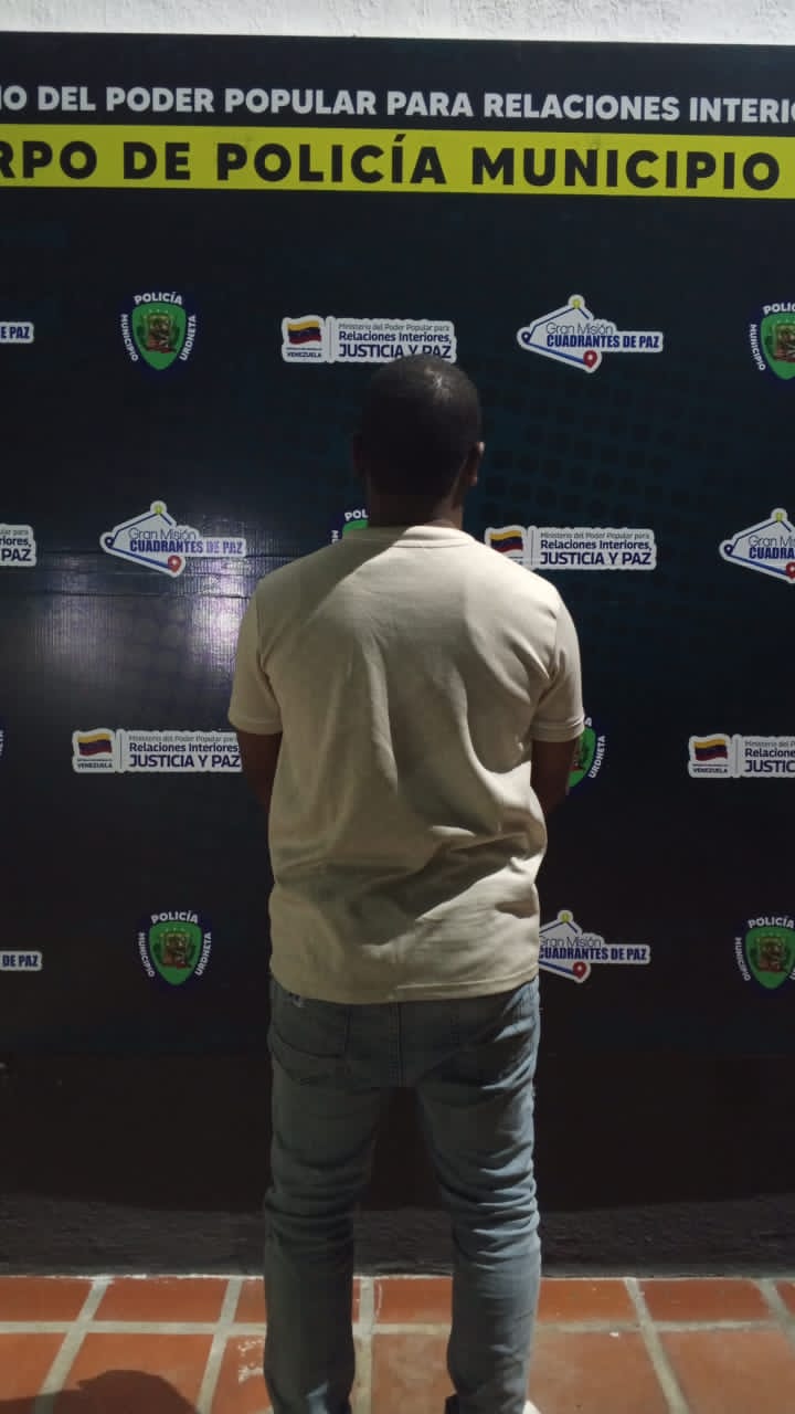 Policía detiene a hombre requerido por tribunal militar