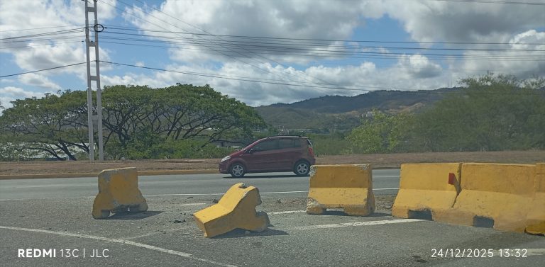 ¡Llamado urgente al INTTT y a las autoridades municipales de Charallave!