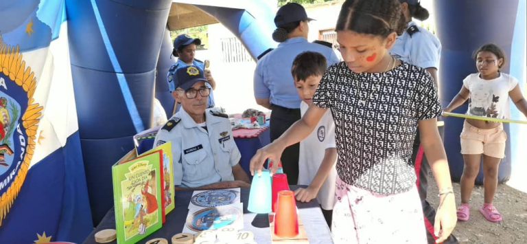 Policía de Miranda fortalece la unión cívico-policial con jornada social en Paz Castillo