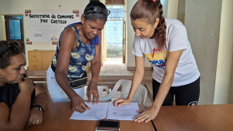 En Paz Castillo entregaron los siete primeros convenios de financiamiento