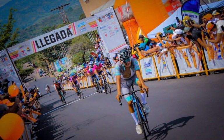 Equipo de Miranda listo para triunfar en Vuelta al Táchira 2026