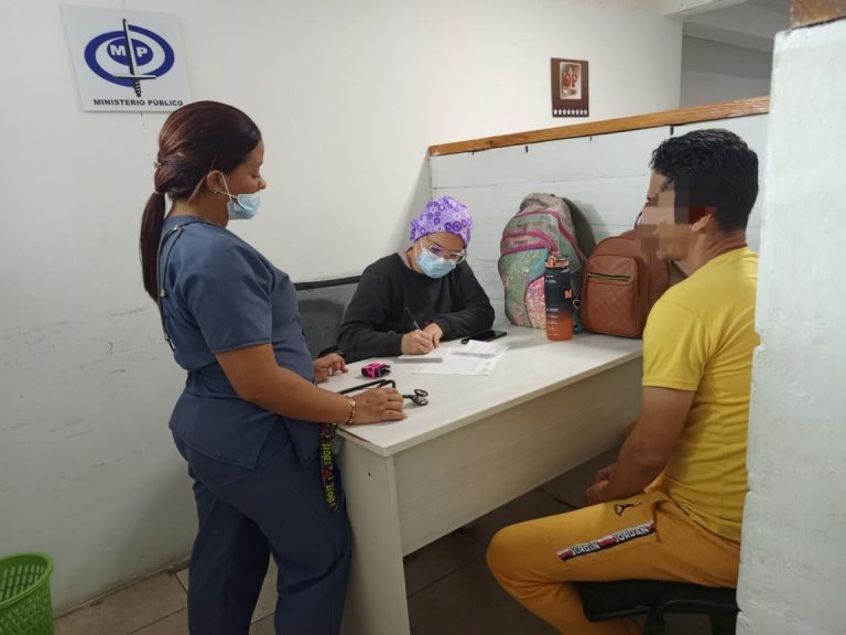 Realizan atención integral a detenidos en el Centro de Control y Resguardo de Quebrada de Cúa