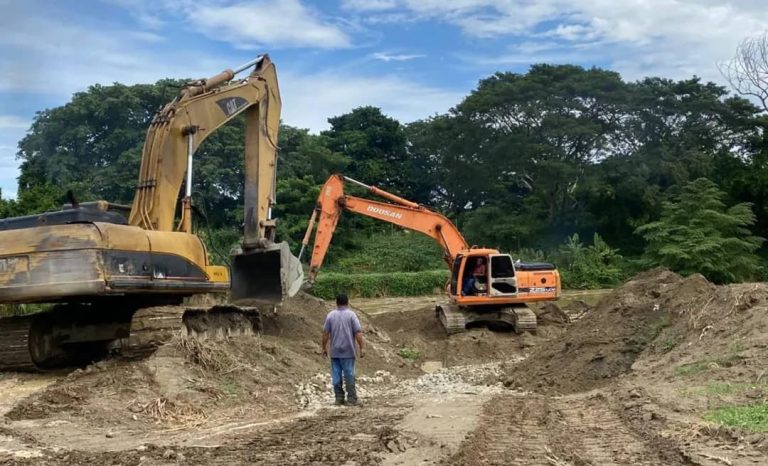 Río Tuy es intervenido con trabajos de dragado y canalización