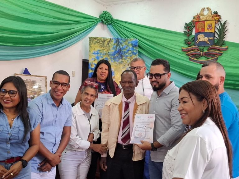 Celebran el aniversario del Día Nacional del Pastor en Urdaneta