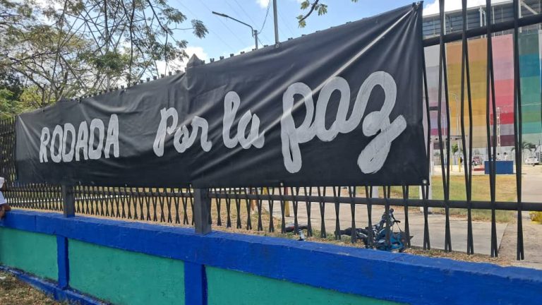 Ciclistas realizan Rodada Por La Paz en Lander