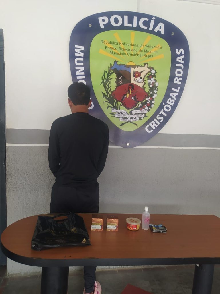 Detenido un ciudadano con registros policiales tras hurtar Cosméticos y artículos en Farmatodo de Charallave