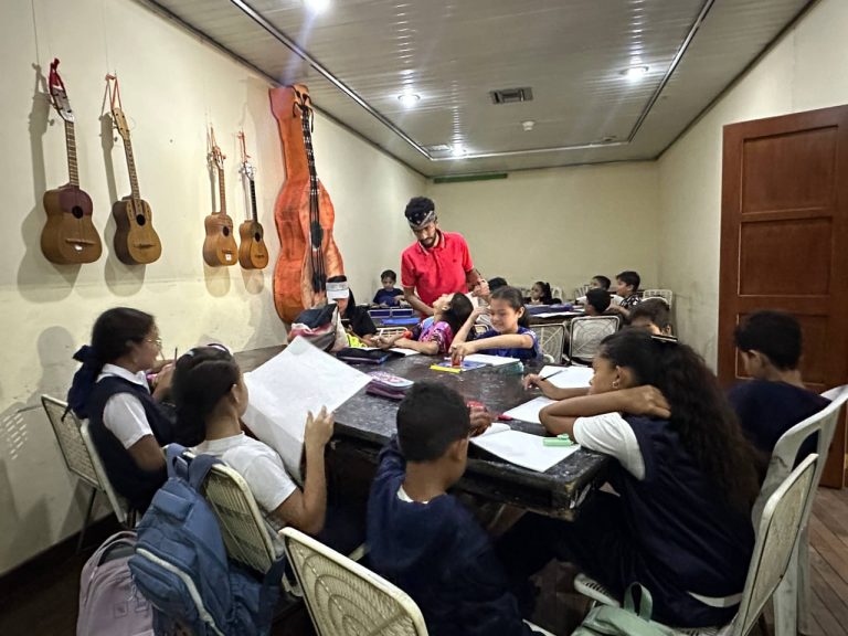 Ofrecen cursos de formación artística gratuita en Casa de las Artes «Tanya Díaz»