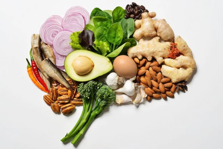7 Alimentos que optimizan tu salud cerebral