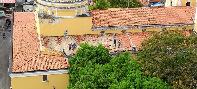 En ejecución los trabajos de recuperación de los techos de la cúpula del templo Nuestra Señora del Rosario de Cúa