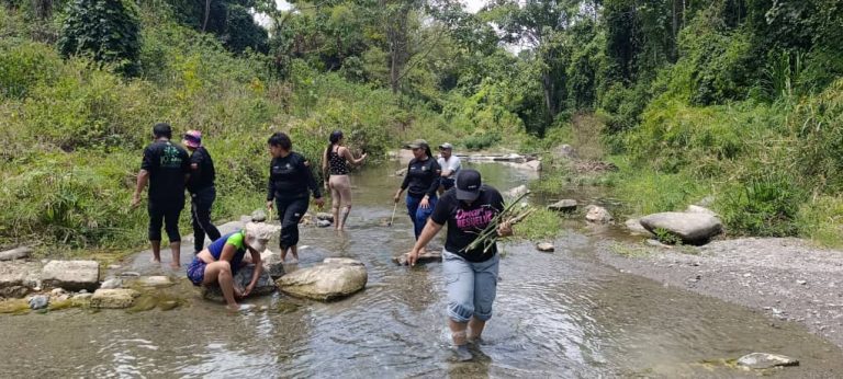 En Paz Castillo impulsan el Ecosocialismo con reforestación de 1.5 km en la cuenca de la quebrada Regina