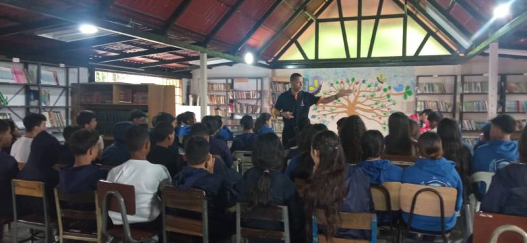 El fenómeno Therian: ¿Identidad, moda o síntoma de una crisis emocional?