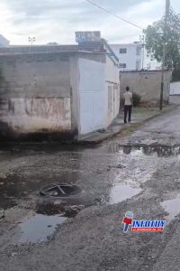 Vecinos de Santa Teresa del Tuy denuncian colapso de aguas negras en la calle Colón