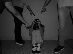 Cicatrices invisibles: El día a día tras el pupitre