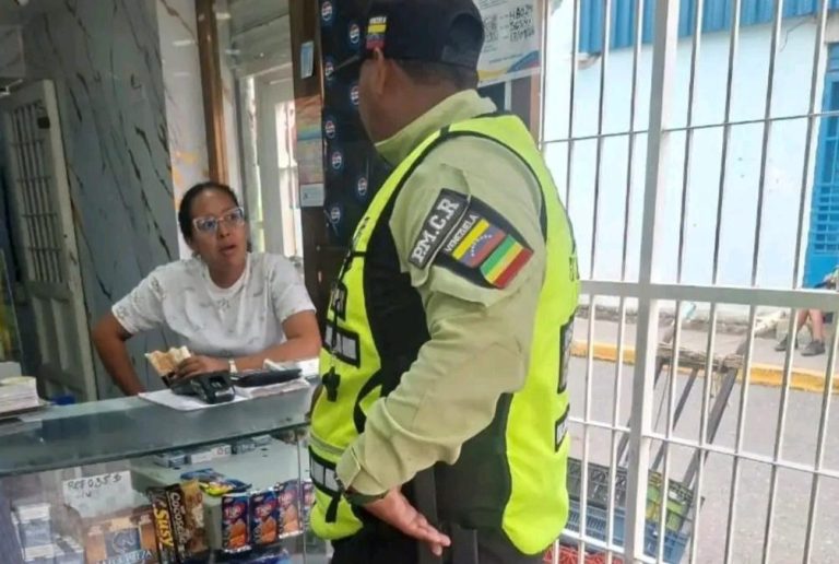 Supervisan disposición de desechos comerciales en Charallave