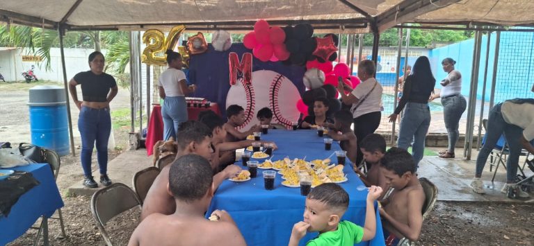 La Escuela de Béisbol Menor «Mellizos» celebró  su 24 aniversario con emotivo festejo