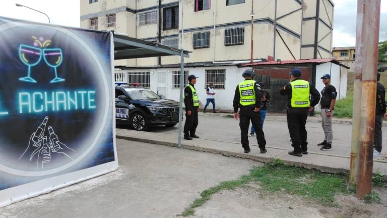 Comisiones mixtas inspeccionan local nocturno en Ciudad Miranda tras denuncias vecinales por exceso de ruido