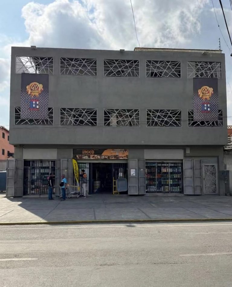 Comercial Ferrochara celebra por lo alto su 40° aniversario al servicio de los Valles del Tuy