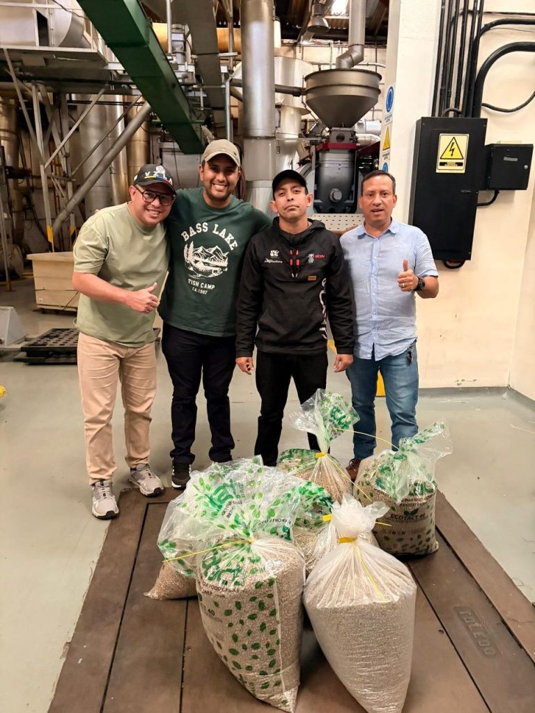 Guaicaipuro entrega nueve muestras de café para competir en la 5ta edición del EICEV